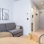 公寓 Limehome 圣地亚哥－德孔波斯特拉