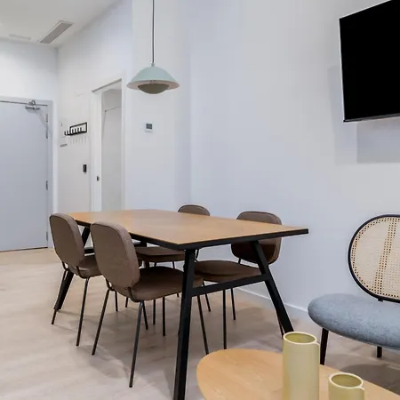 Limehome * Santiago de Compostela