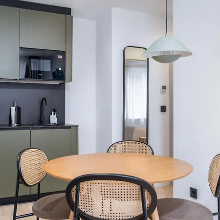 アパートホテル Limehome Rua De Gomez Ulla
