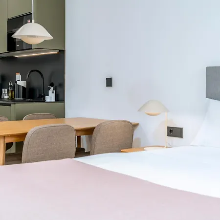 Limehome * Santiago de Compostela