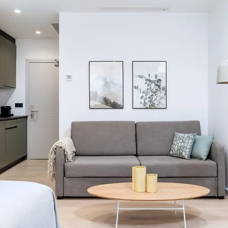 Limehome Rua De Gomez Ulla アパートホテル サンティアゴ・デ・コンポステーラ