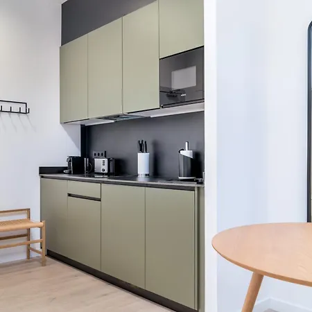 Limehome Rua De Gomez Ulla アパートホテル サンティアゴ・デ・コンポステーラ