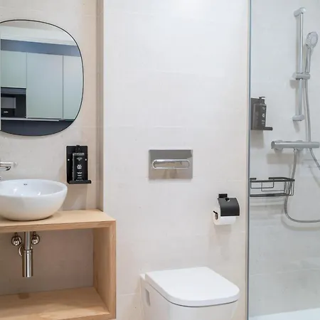 Limehome * Santiago de Compostela