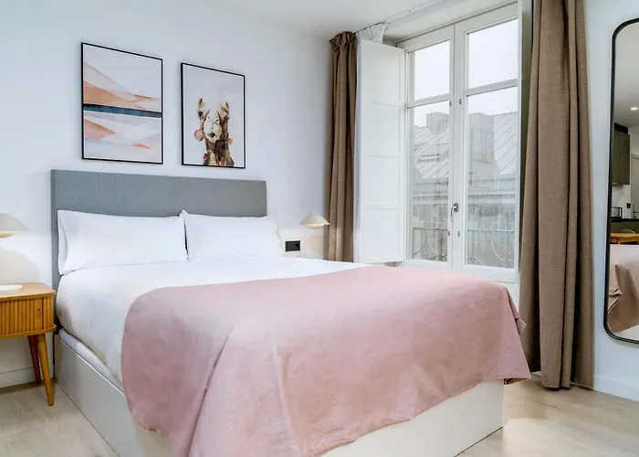 Limehome Santiago de Compostela